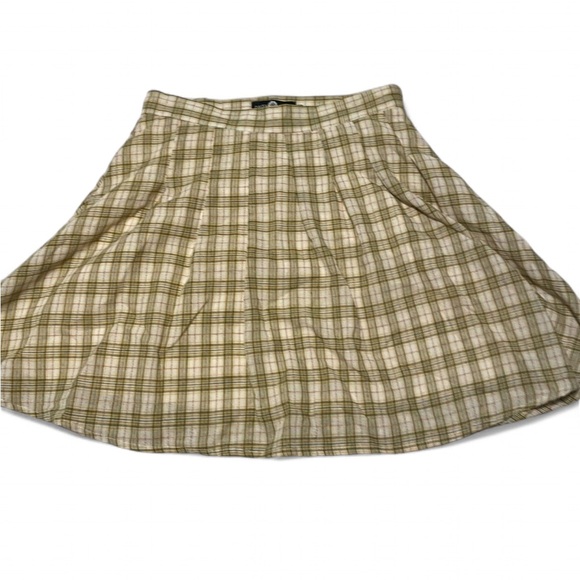 Urban outfitters plaid skirt - Picture 1 of 4